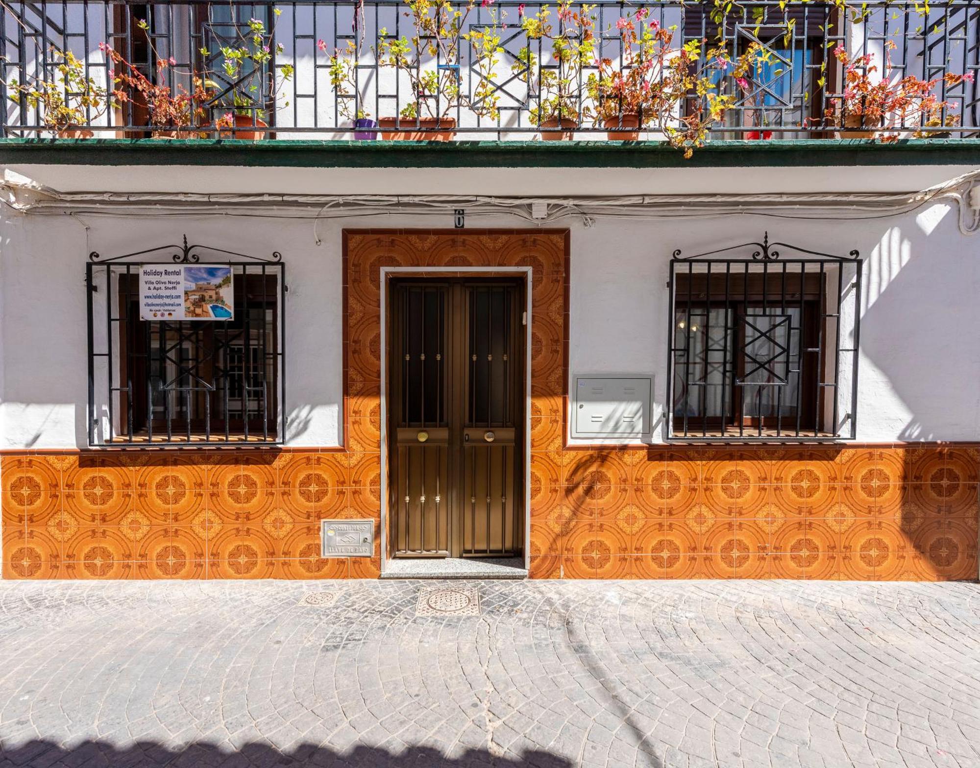 Apartamento Sol Y Playa Nerja Centro ภายนอก รูปภาพ